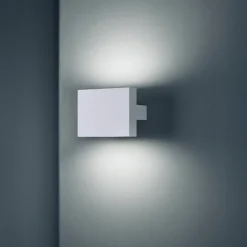 Tight Light